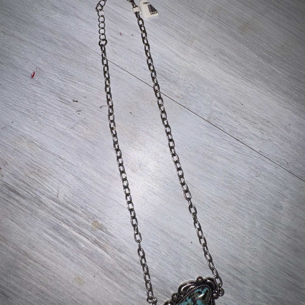 Elegant Silver and Turquoise Pendant Necklace